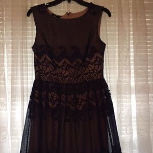 Dress - Cocktail  Size 10P